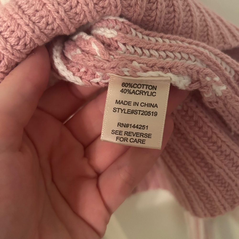 Cropped Sweater - Picture 4 of 4